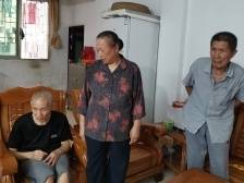 肖新凤：孝老爱亲，47年撑起一个家