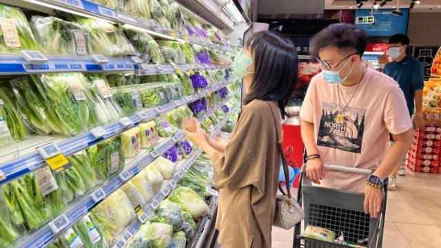 每天多走2万步，只为货架不缺货｜新360行·疫中人