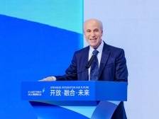 罗杰·大卫·科恩伯格：预防疾病比治疗更重要，可以通过科技解决空气污染