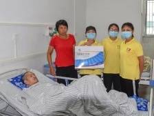 “好媳妇”余春梅：照料瘫痪丈夫10年，柔弱双肩撑起一个家