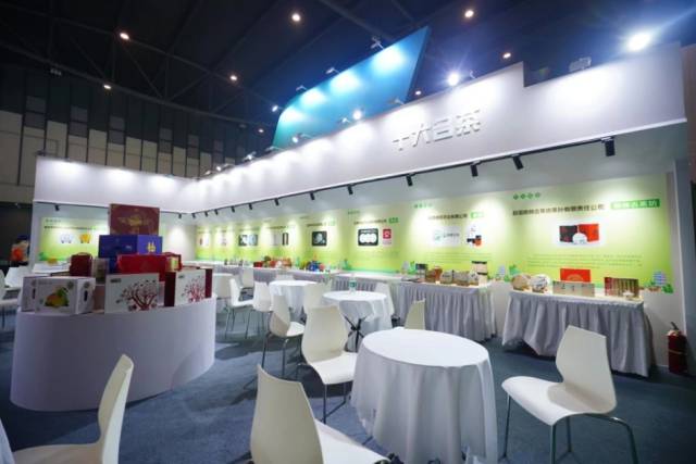 农交会云南“十大名茶”展区