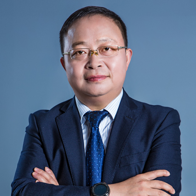 扬翔股份副总裁高远飞