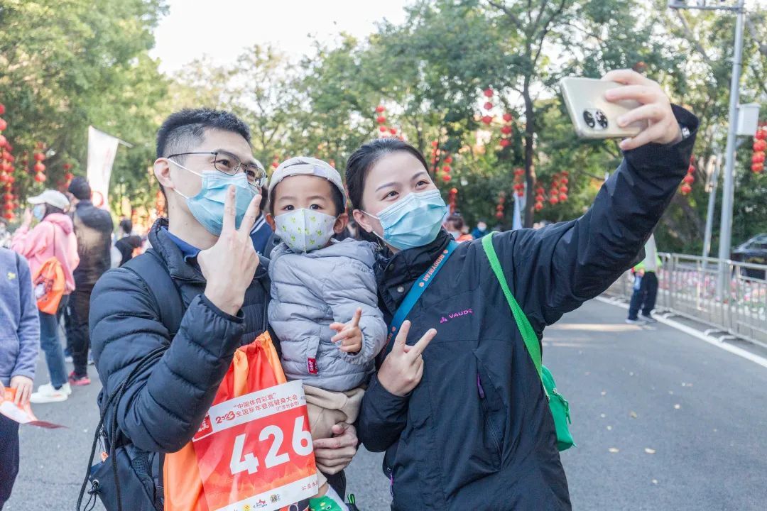 摄/佛山日报摄影记者王伟楠。 摄/佛山日报摄影记者王伟楠。