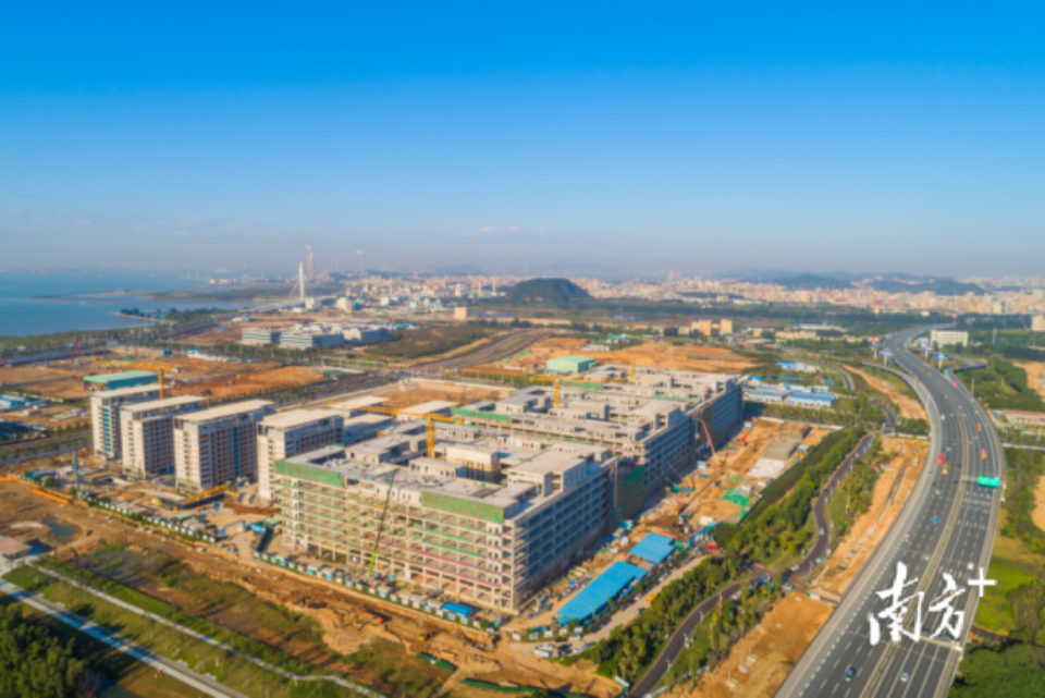 OPPO智能智造中心B地块。滨海湾宣。