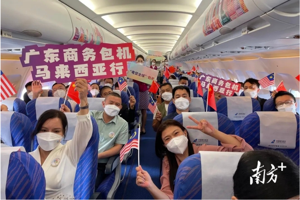 东莞持续优化政务服务,支持企业出海参展、争取订单。 东莞持续优化政务服务,支持企业出海参展、争取订单。