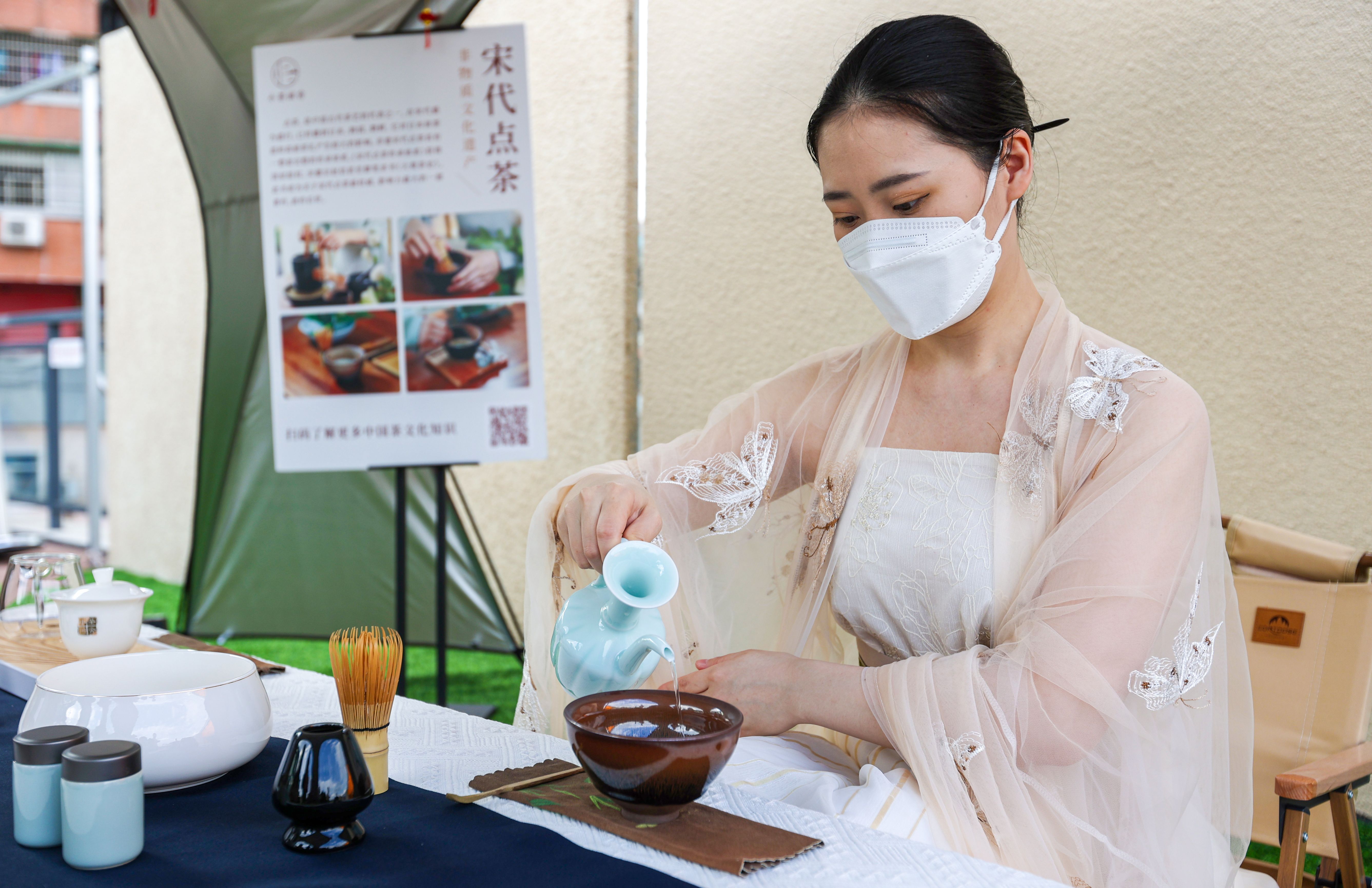    南方+ 梁文祥 拍摄