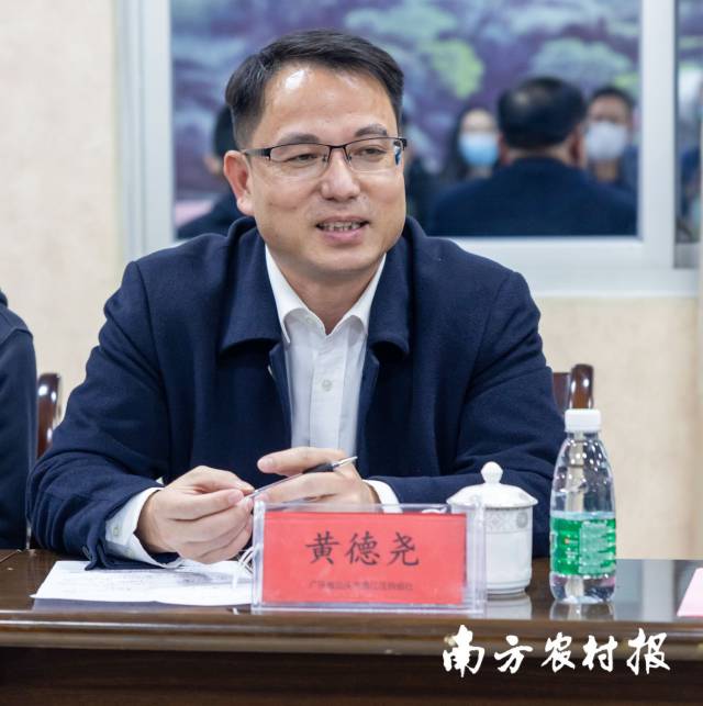 汕头市濠江区供销社主任 黄德尧