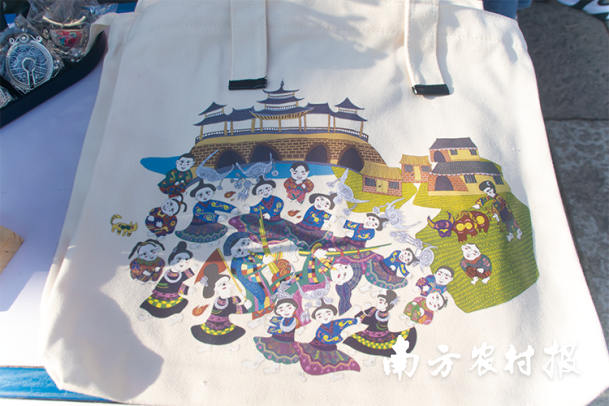 平坡农民画的环保袋图案