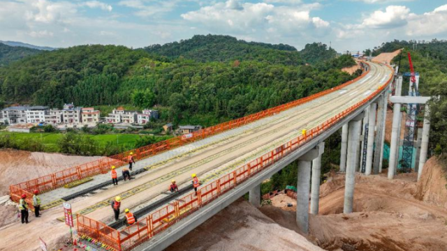 群策群力抓项目，河源奏响高质量发展最强音