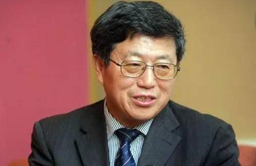 中国（海南）改革发展研究院院长、教授 迟福林