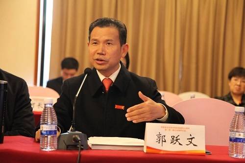 广东省社科院党组书记、研究员 郭跃文