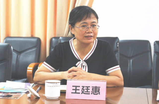 广东省社科院党组副书记、院长 王廷惠