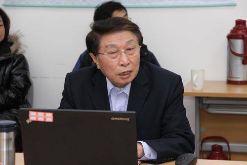 中国社科院学部委员、研究员 田雪原