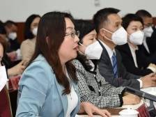 惠州市人大代表秘海英：更多开展商业体外广场活动、促消费活动