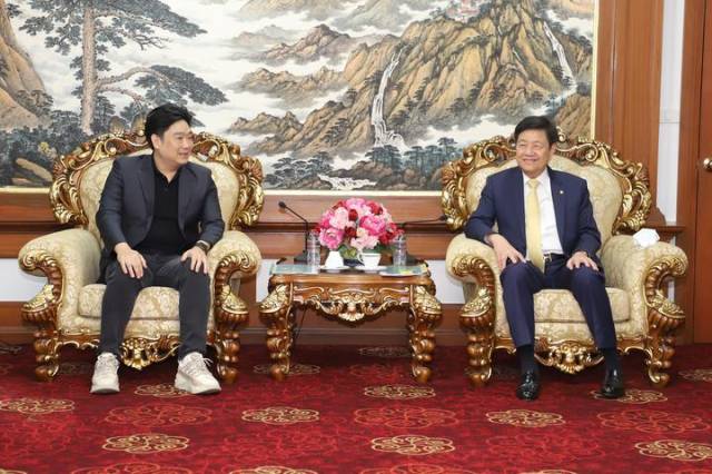 澄海狮头鹅走向世界！协会会长林剑冰一行访问泰国中华总商会