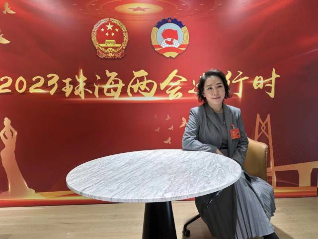 小区内乱停车罚款,你支持吗? | 珠海两会