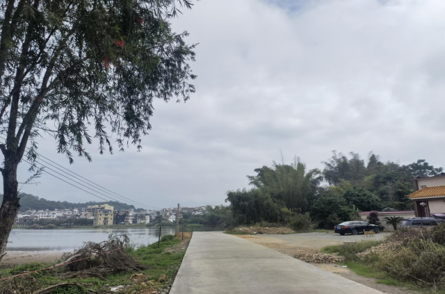 环市村（军塘-埔径村）路段完成硬底化改造。