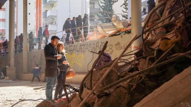 震中手记：在土耳其看见废墟、互助与希望