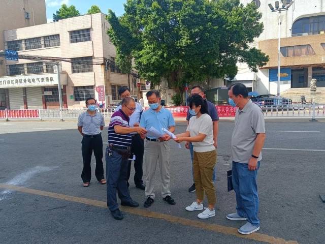 一个提案，解决市场污水横流问题——民生工程系民心  人大代表在行动