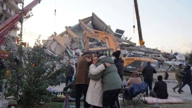 土耳其地震11日：灾祸、伤痛及被忽视的预警