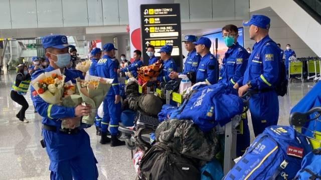 平安归来！广东蓝天救援队首批赴土队员回国