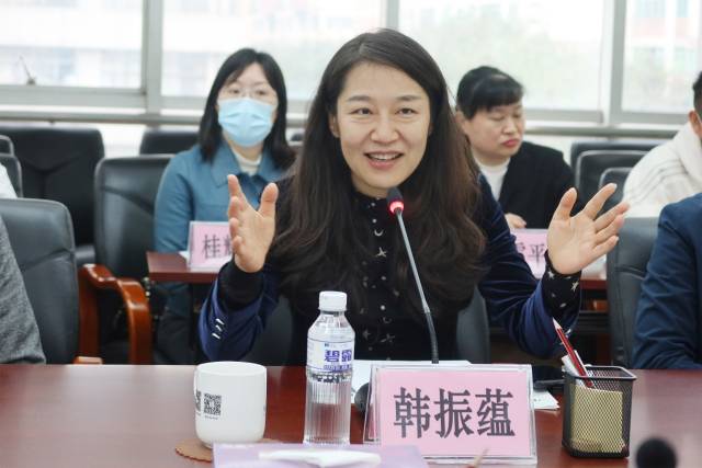 北京中医药大学深圳医院（龙岗）党委副书记、院长韩振蕴