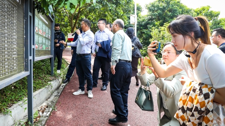 种荔枝成焦点，卖荔枝引热议丨全国涉农媒体走进从化