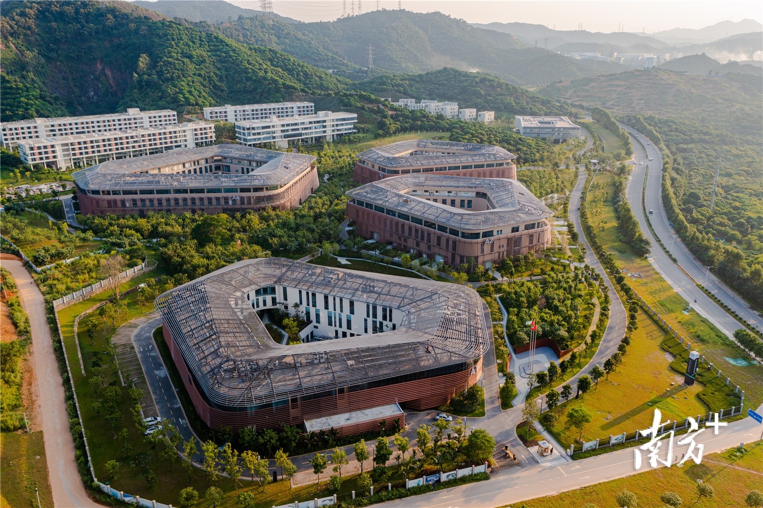 松山湖材料实验室 松山湖材料实验室