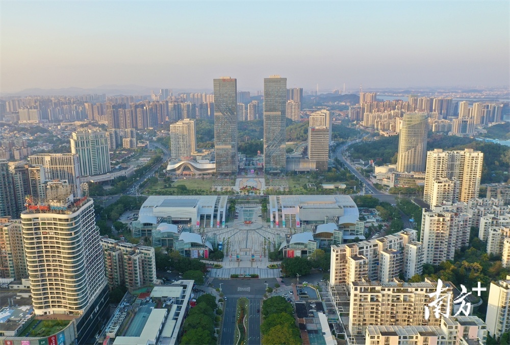 江门被誉为中国著名侨都，是百年工业名城和中国优秀旅游城市。杨兴乐摄
