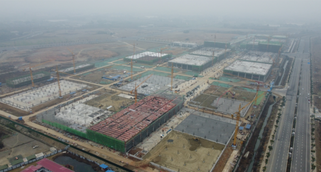 玉湖环球食品供应链中国西部基地项目施工现场