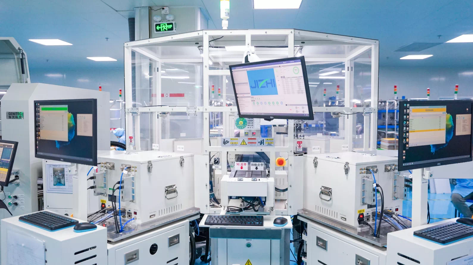 辖区数字化重点企业深圳云里物里科技股份有限公司PCBA全自动生产线。