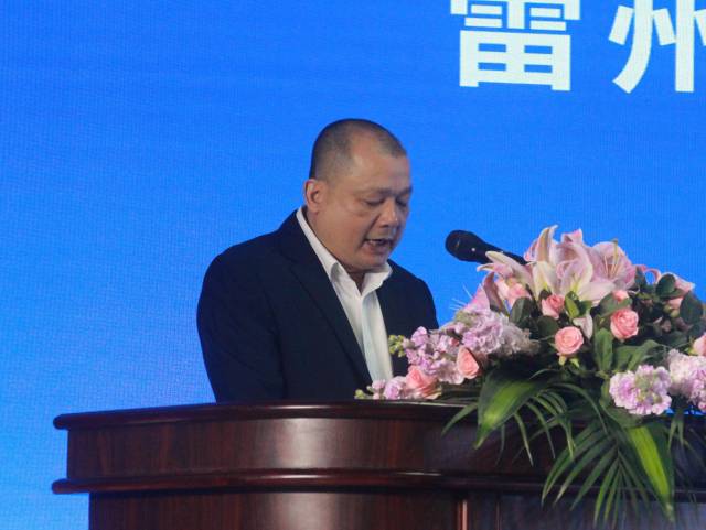 雷州市农业农村局副局长黄明强