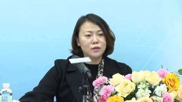 “新人”杨惠妍