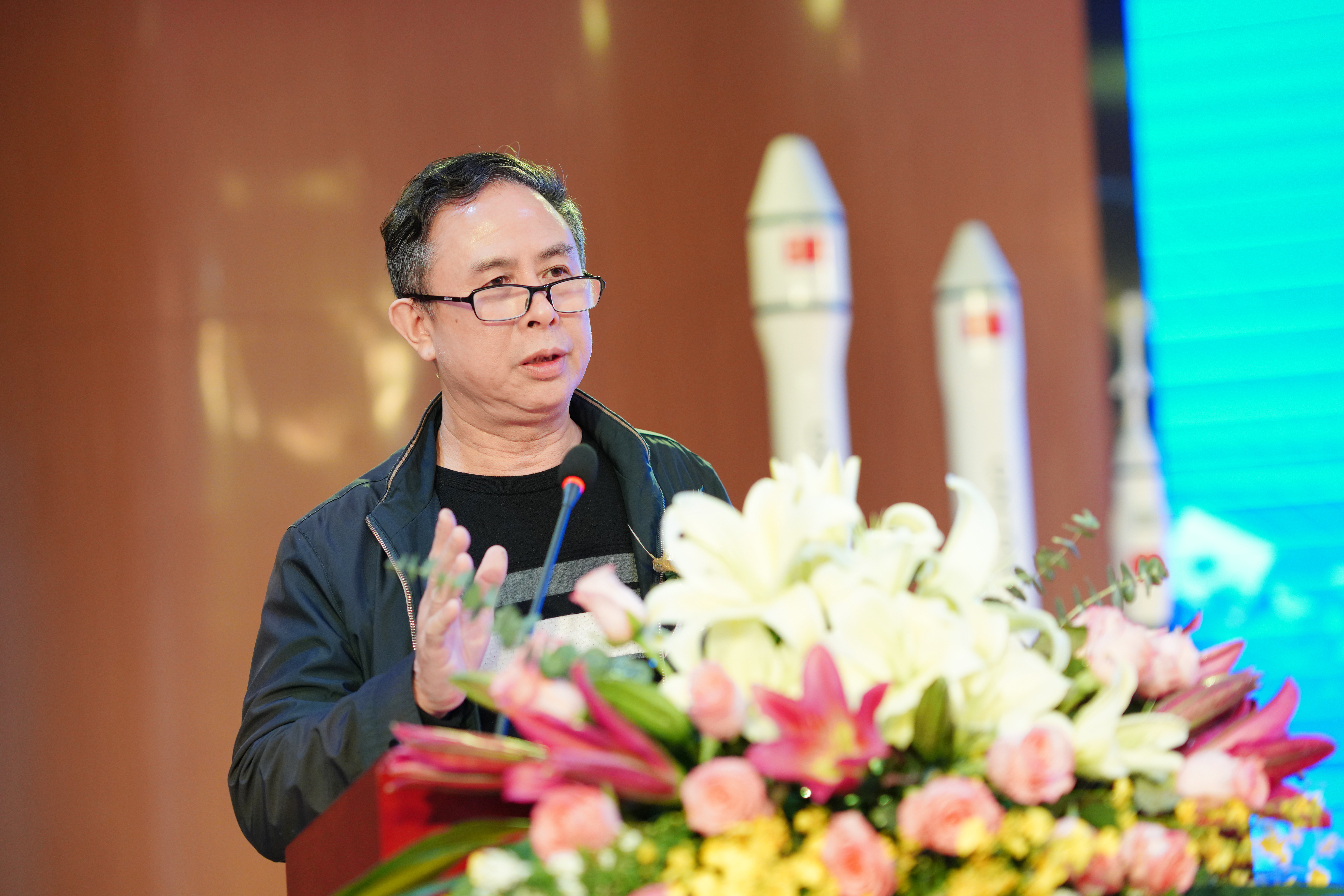 广东省科学技术协会原副巡视员、广东省青少年科技教育协会理事长黄善辉讲话。