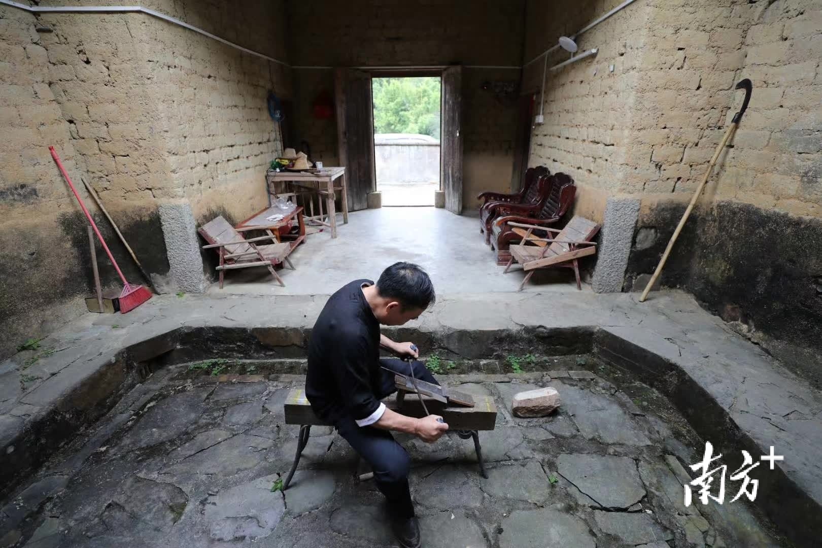 南方+ 王昌辉 拍摄