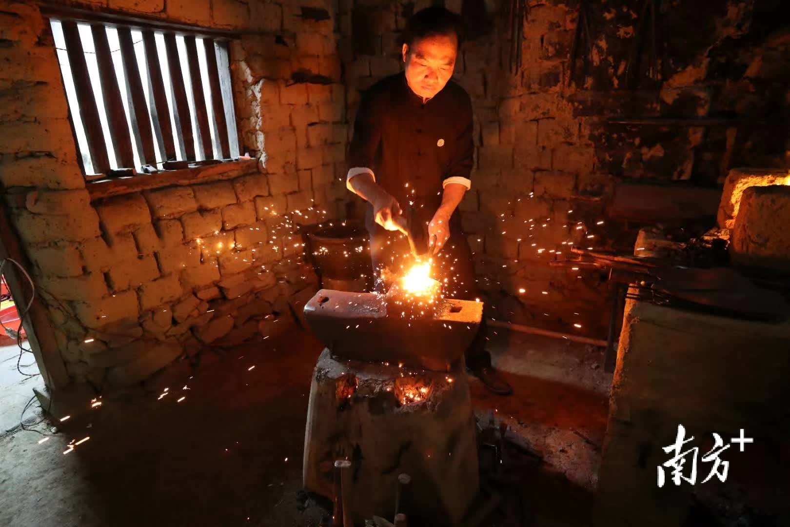 南方+ 王昌辉 拍摄