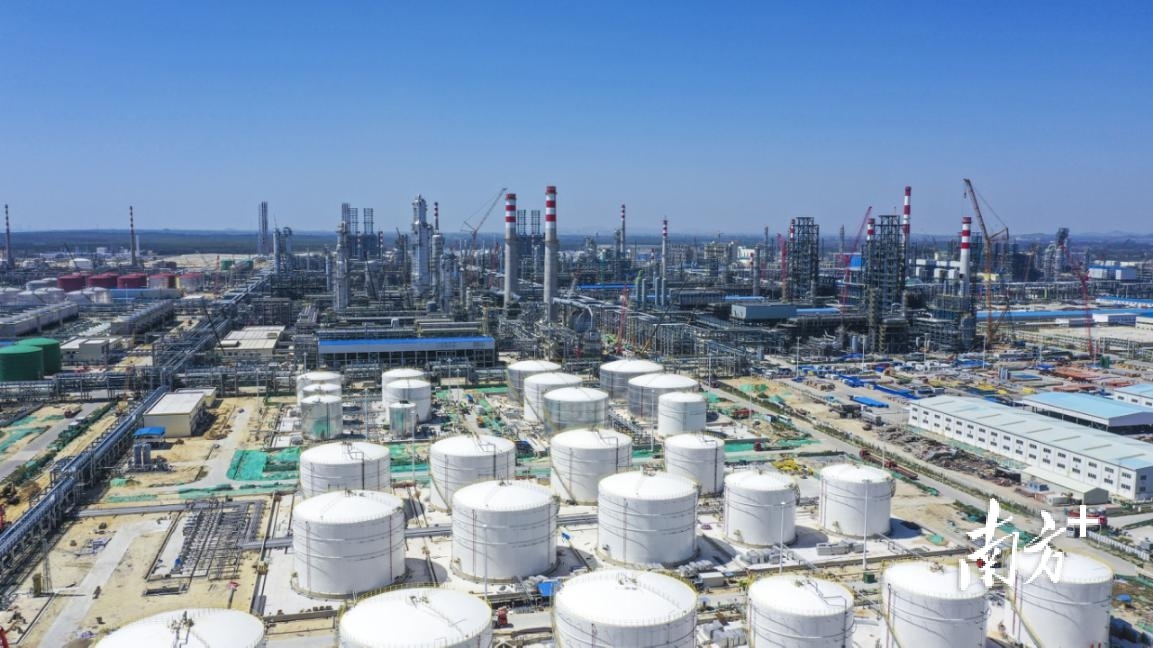 总投资654亿元的中石油广东石化炼化一体化项目已全面投产。