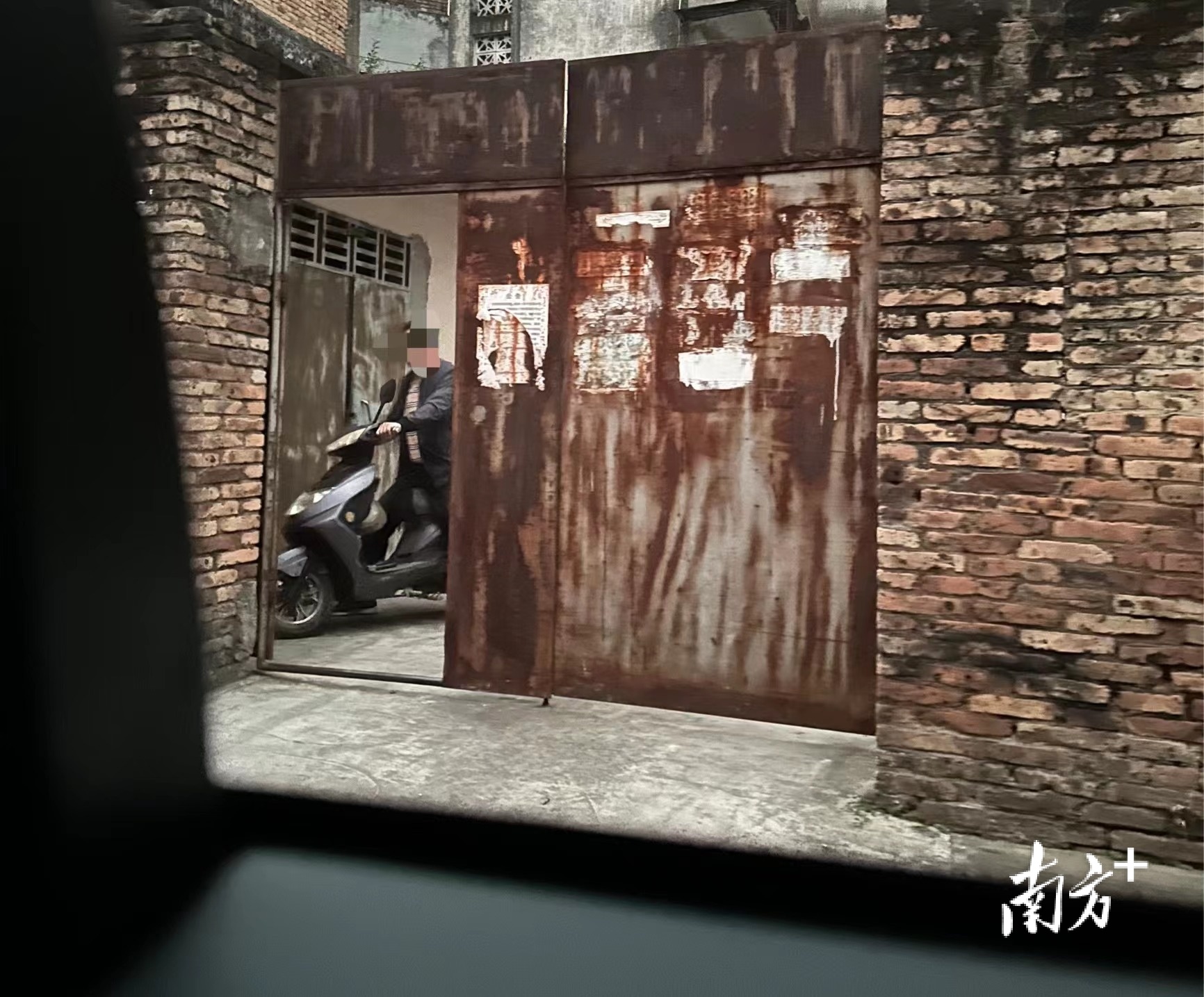 警方侦查画面 警方侦查画面