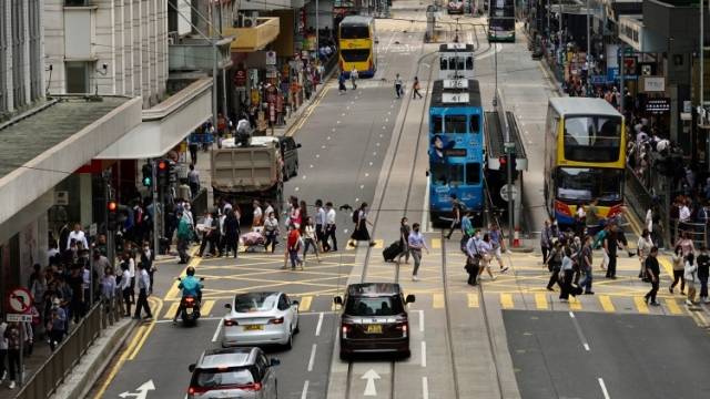 南方特稿｜恢复通关百日，香港元气恢复了吗？
