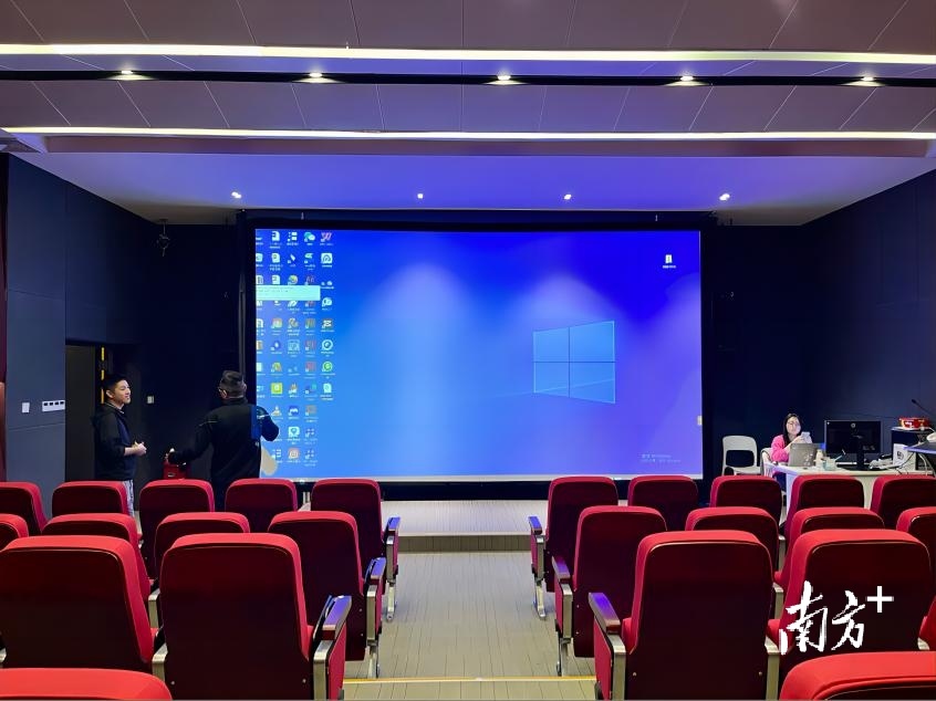 展示设计与作品的放映室