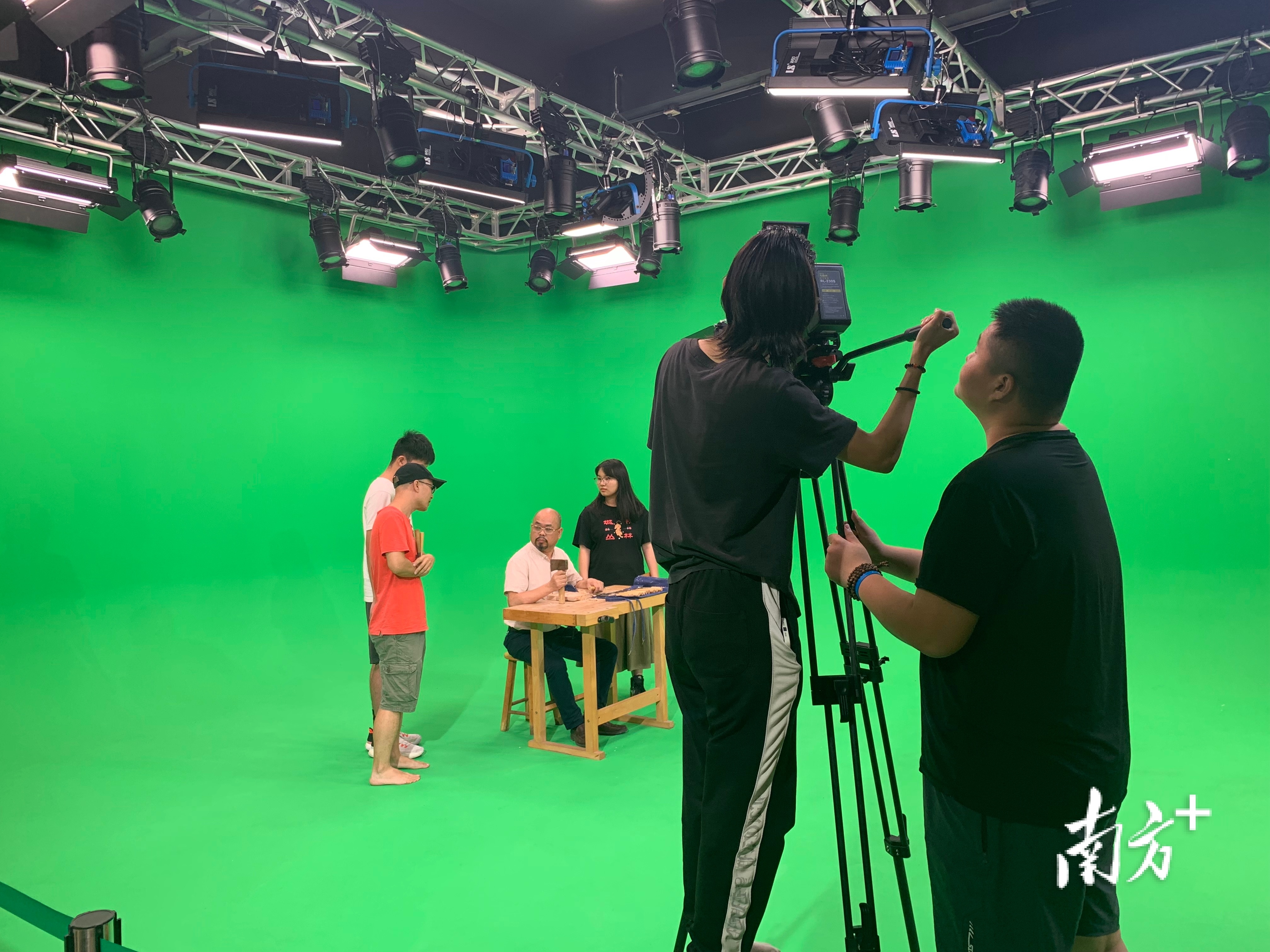 中山职业技术学院大学科技园免费为企业提供科技资源共享服务