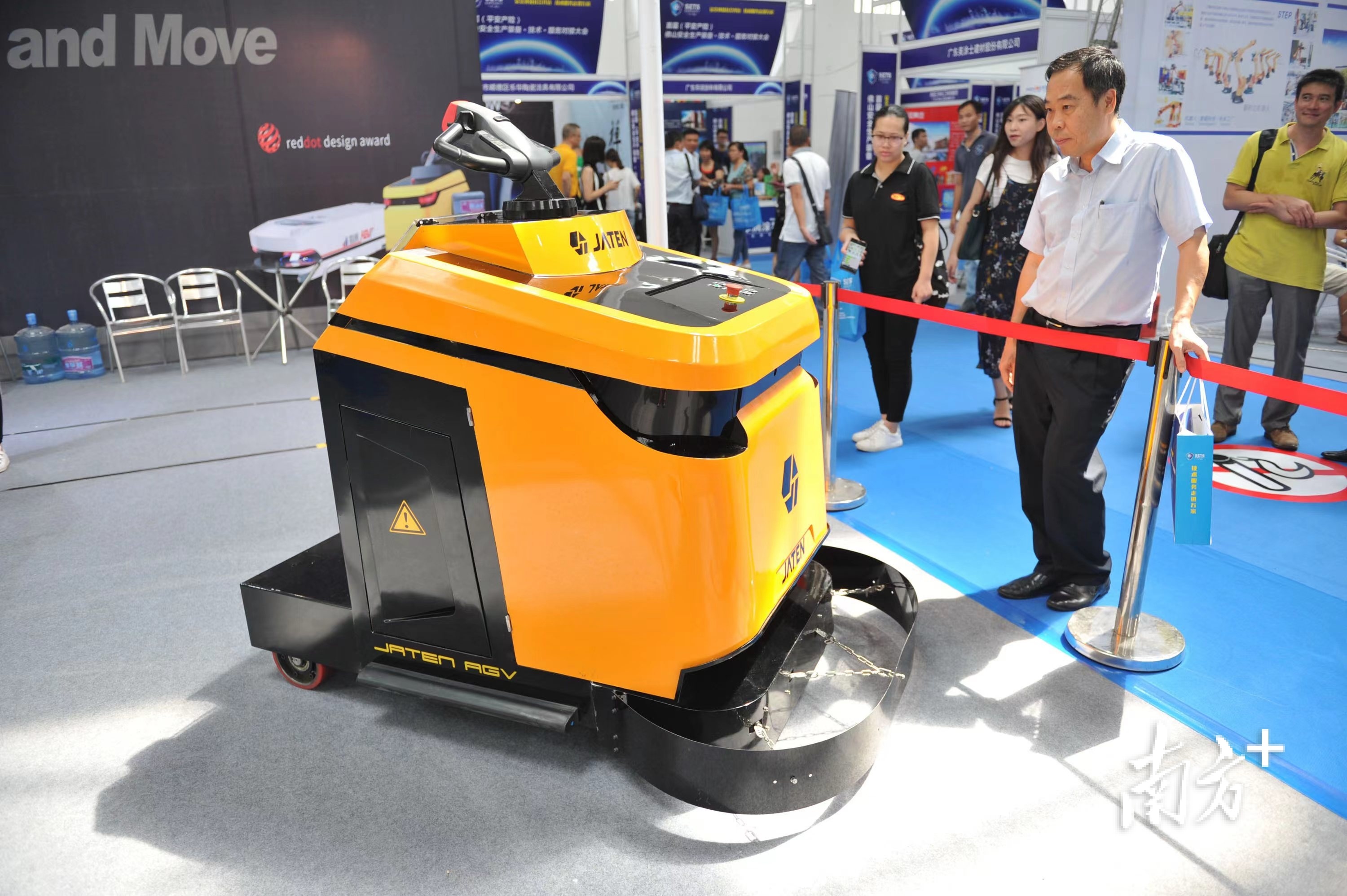 嘉腾“大黄蜂”产品。资料图片