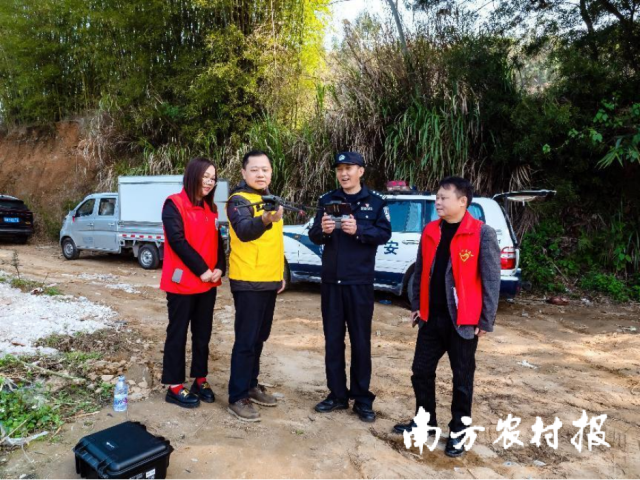 人机结合，英德黎溪镇黎新村创新开展“禁种铲毒”踏查行动！