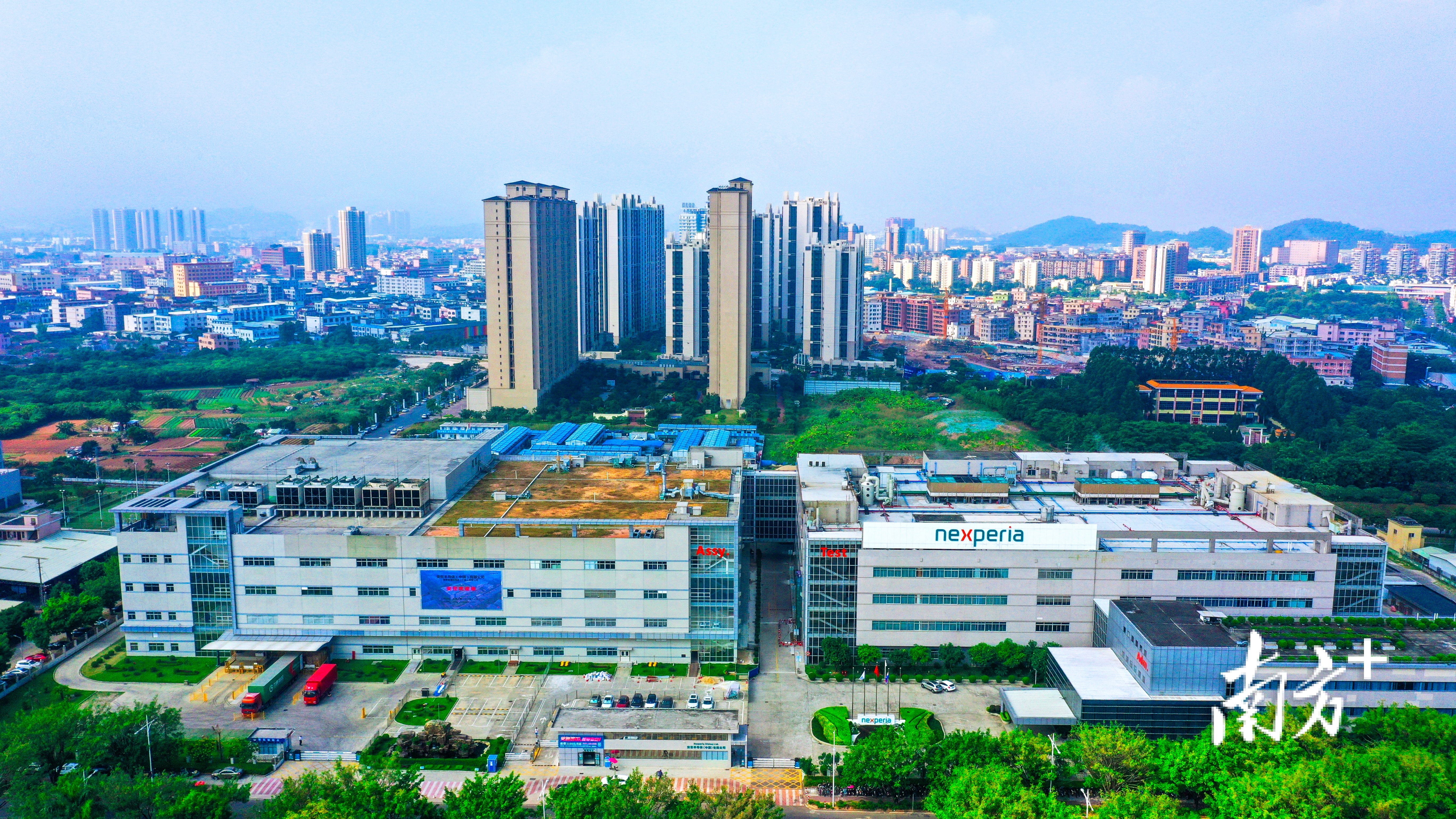 安世半导体工厂生产园区。 受访单位供图 安世半导体工厂生产园区。 受访单位供图