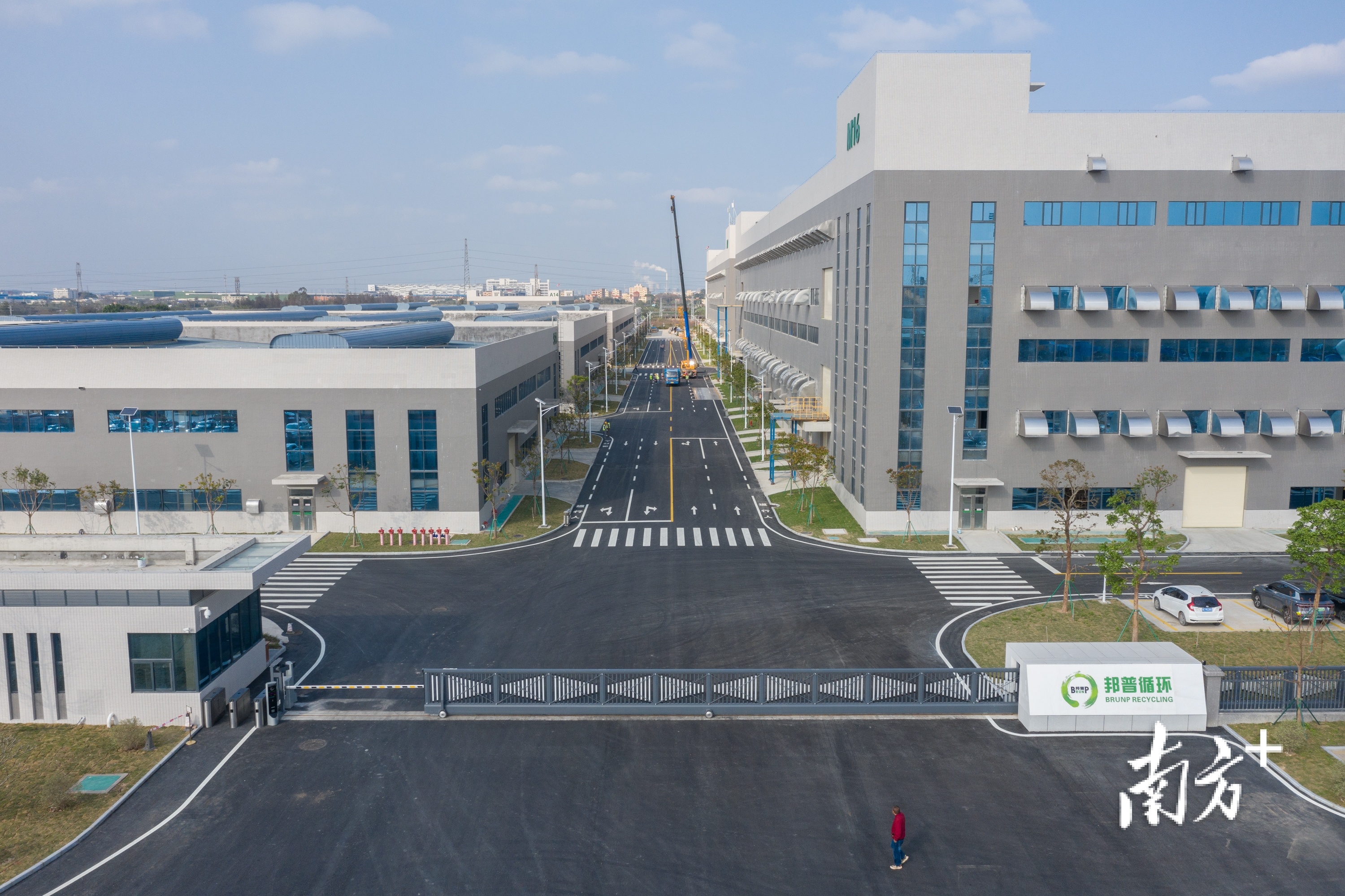 邦普循环在三水区接连增资扩产。张梓望 摄