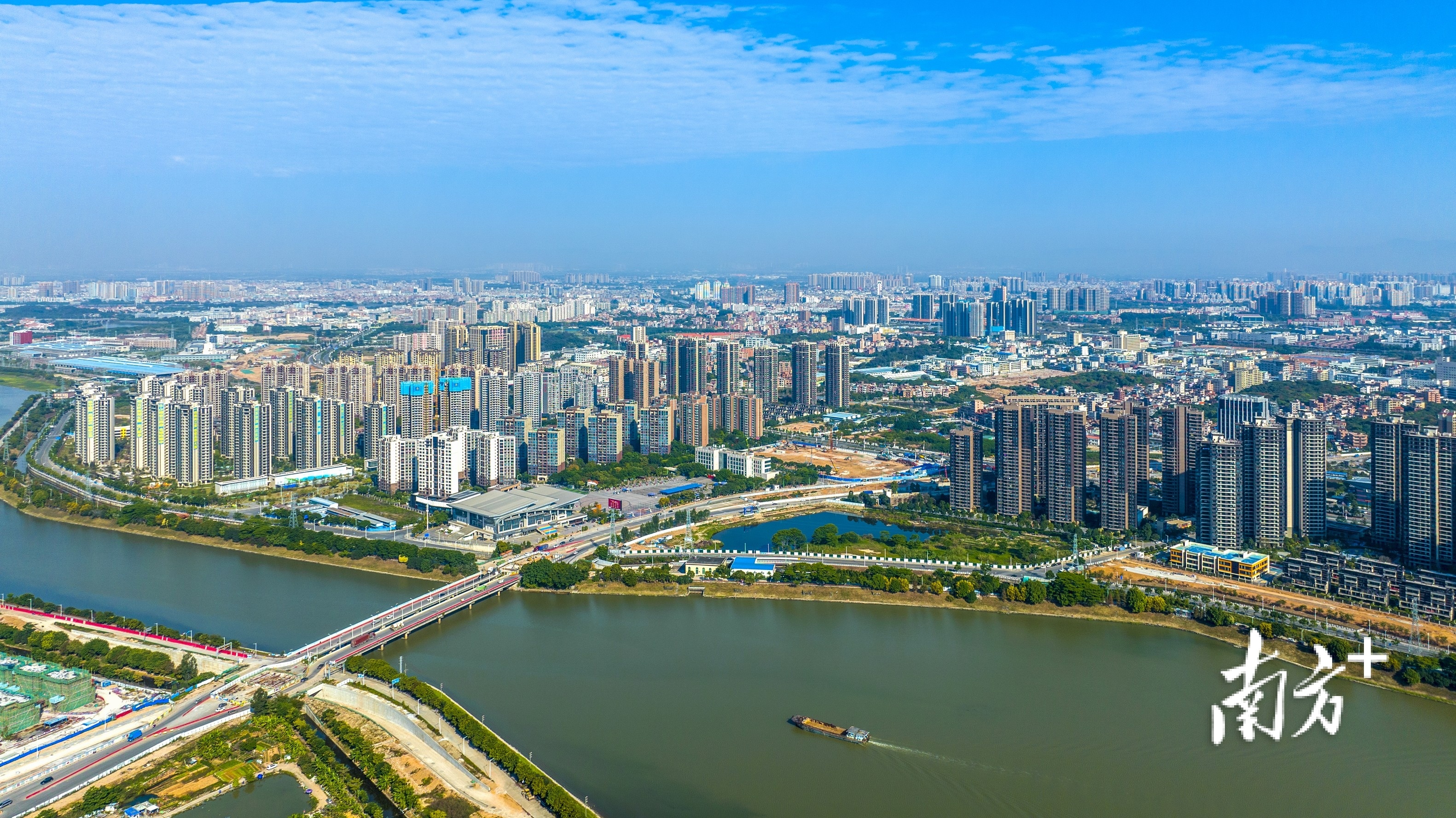 茶山18个村（社区）全部获评“示范圩镇”