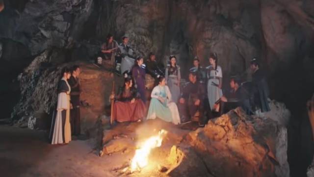 观众心中的“意难平”下线，冼英将如何扭转“叛军”局面？｜在+看剧⑥