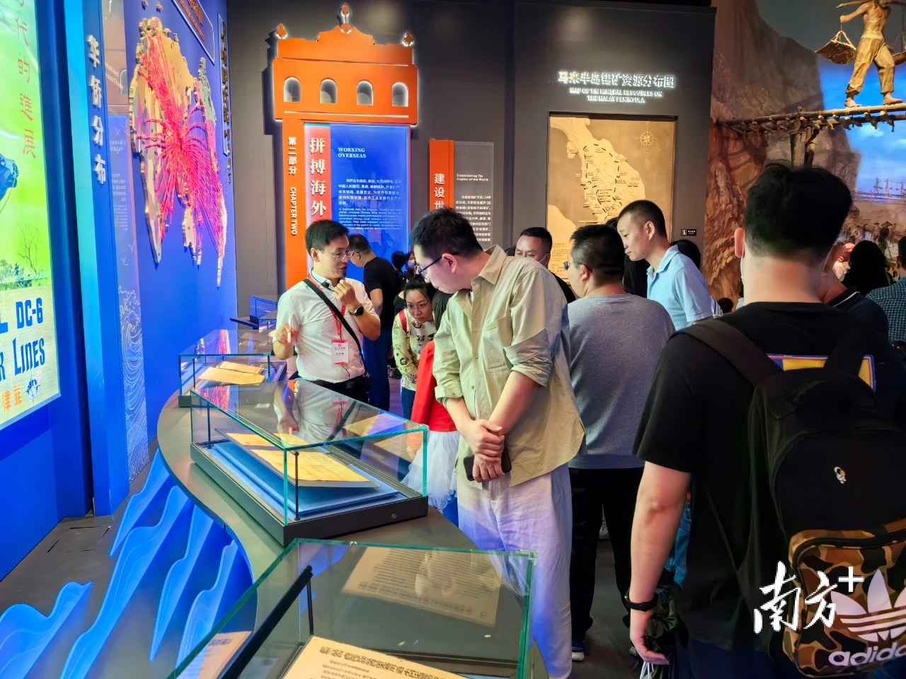 假期前来中国侨都华侨华人博物馆参观的游客络绎不绝。来源:江门文旅 假期前来中国侨都华侨华人博物馆参观的游客络绎不绝。来源:江门文旅