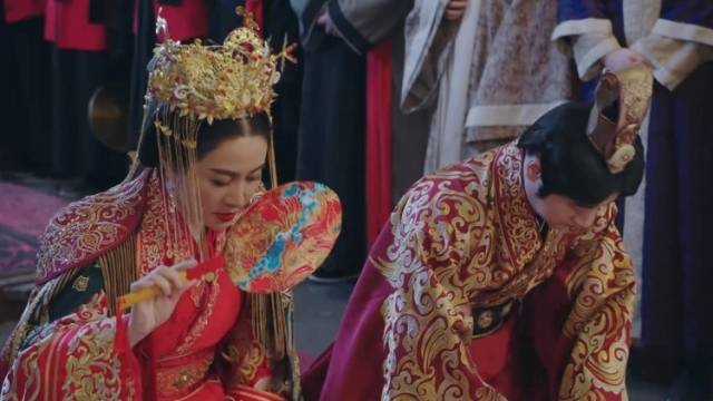冯冼大婚，冼夫人行却扇礼演绎南朝婚俗｜在+看剧⑧