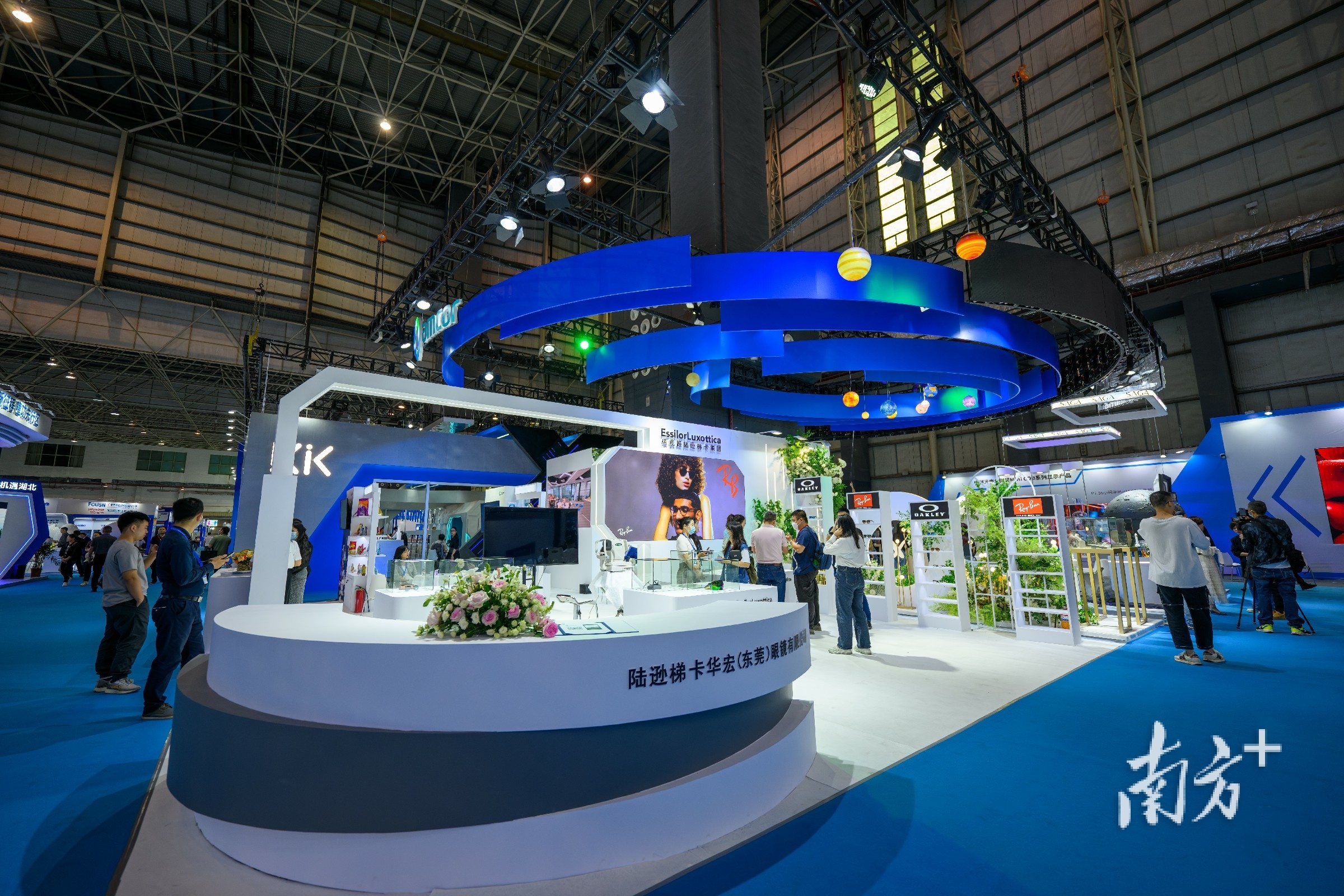 颜值超高的粤港澳大湾区精品展区。龚名扬 摄 颜值超高的粤港澳大湾区精品展区。龚名扬 摄